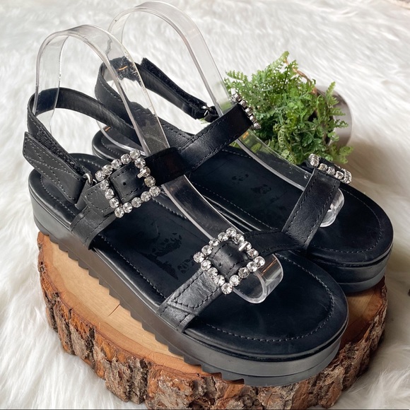 Kallie II Sandal